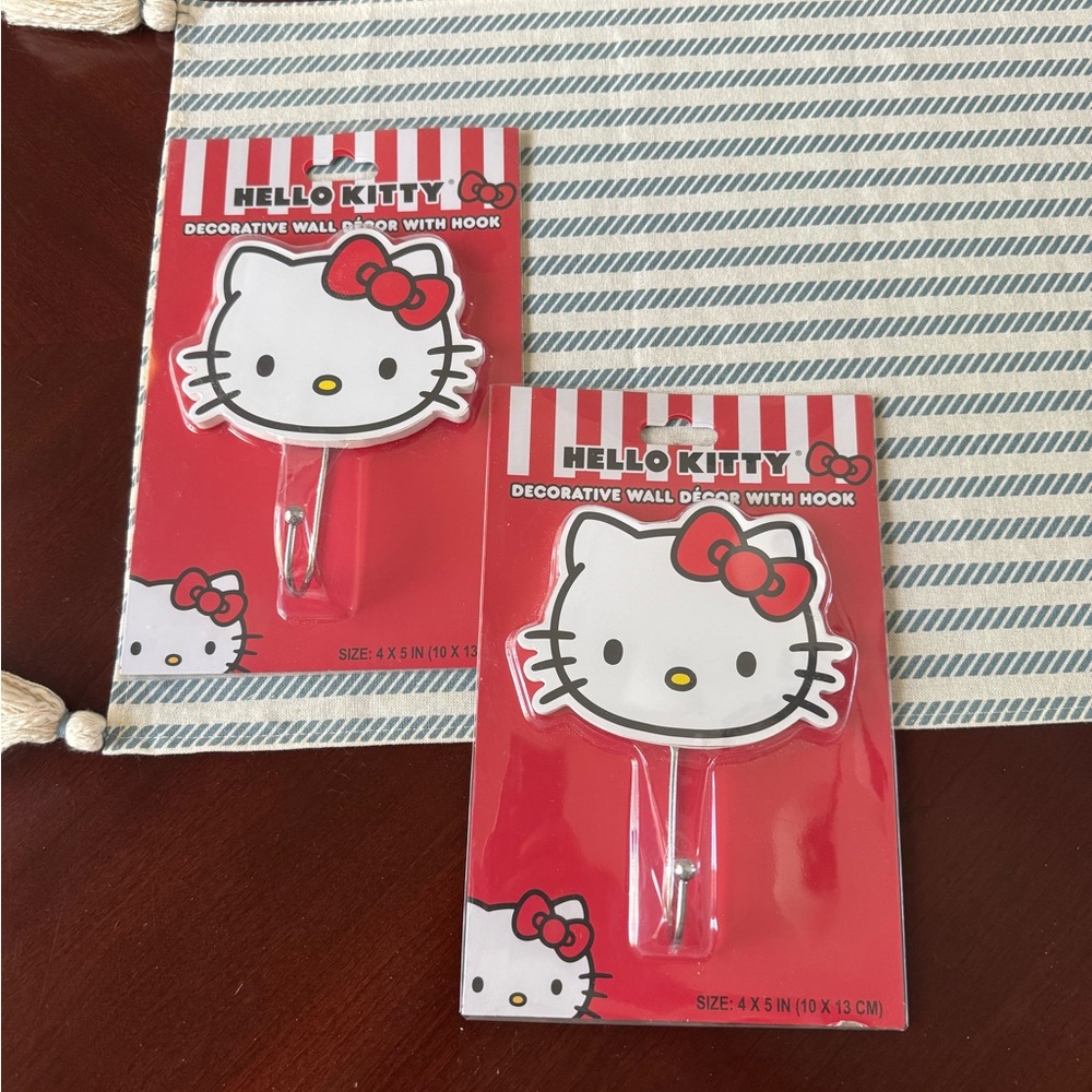 Hello Kitty Red and White Wall Hook Set